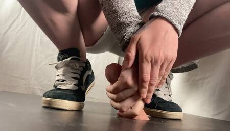 A Shoejob in old Vans sneakers - CBT, Footjob and Shoejob in well worn dirty Vans Snakers - slave - HD