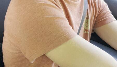 FemDom Tickler restrains boy in car and tickles