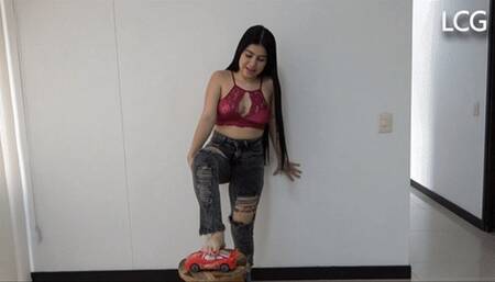 Alison Hates Lighting McQueen