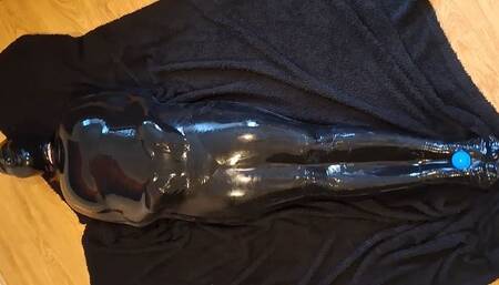 Venus - Latex Vacsack Full-body Bondage Playtime