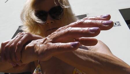 Veiny hands in the sun