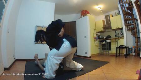 Victoria black and white gi d eadly selfdefense techniques part 2