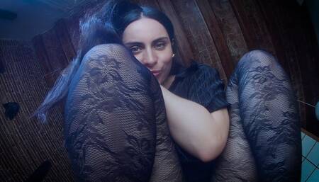 Cornered - Maria Riot