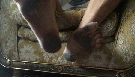 EXTREME FILTHY FEET FOR A SLAVE