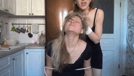 HAIR PULLING TO GET THE ANSWER 5 sa (B)