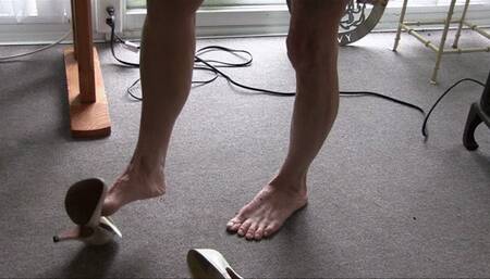 Lilly, the cream retro pumps, her granny calves, her granny muscles