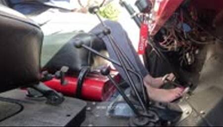 Driving & Stalling the 1962 Jeep Barefoot