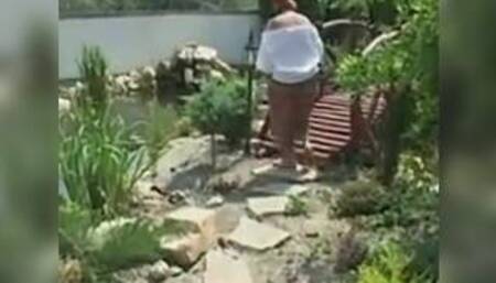 Deutscher Reifer mit dickem Hintern 2