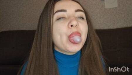 Chewed sperm turns into a balloon