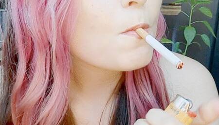 Chainsmoking as i tell you all about my daily smoking habbits