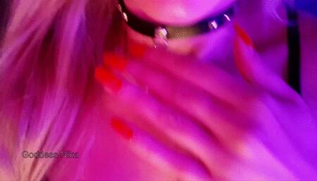 Shiny Pussy Makes You Stroke