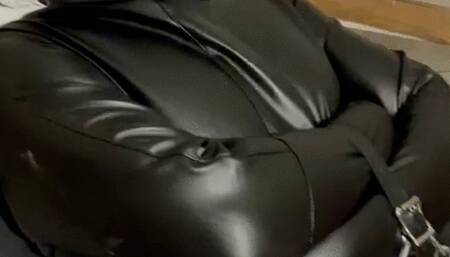 High heels playing with a cock