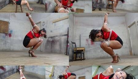 Little brown girl endures her first cruel squat strappado (WMV 1440 X 1080 HD)