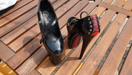 FINALLY SPRAIN after DANGEROUS walking with my very very high corset pleaser heels