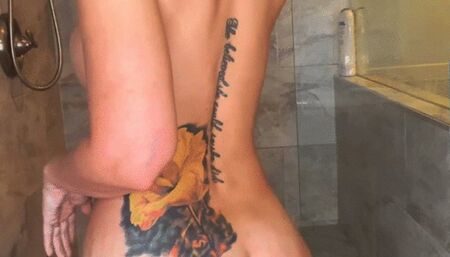 Amputee Takes a sexy shower