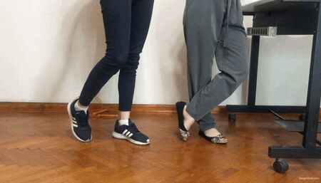 BIG SWEATY FEET IN A TICKLE CHAIR TICKLING WITH LONG FINGERNAILS - MP4 HD