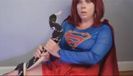 SUPERGIRL Vs The SNAKE! Superheroine Squeezed Stuck and Struggling WMV 720