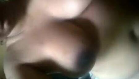 Big boobed desi girlfriend Sanushi gets her video leak