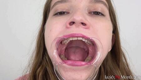Inside My Mouth - Lola (FullHD)