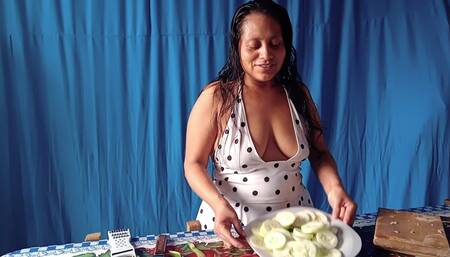 Sexy And Erotic Girl Shows How To Prepare The Cucumber