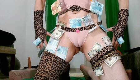 My Pussy loves money she gets wet with this