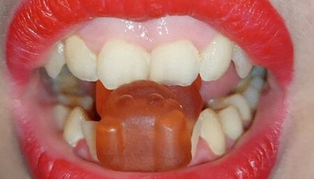 Chewing, eating and destroying gummy bears