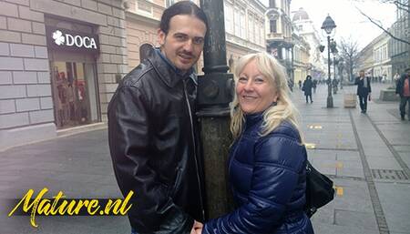 Anal video with adroit Pamela from Mature NL