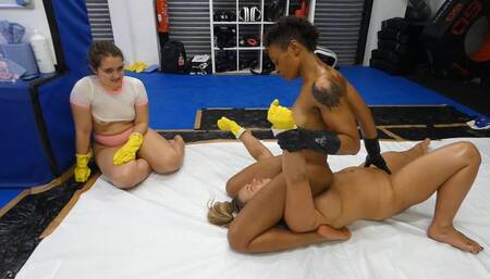 OIL SEX WRESTLING Lola-Marie vs Beth vs Tamsin