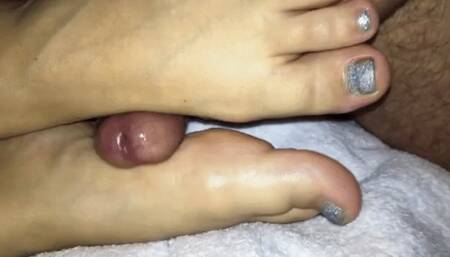 SMALL FEET ARCHES FOOTJOB - SD