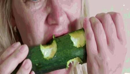 Zucchini in danger MP4(1280*720)HD