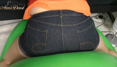 Annadevot - balloon, ride and sit on a giant balloon