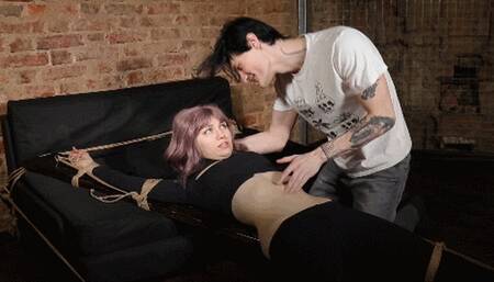 He trapped me, ate my navel and I liked it! (HD)