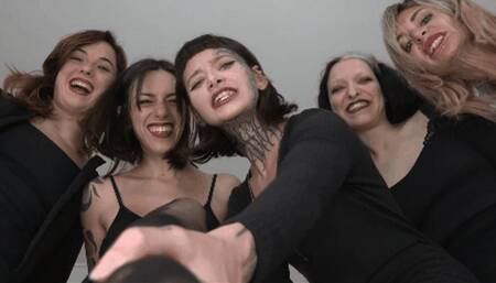 Rivalry between witches #17 (1 PART)