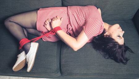 1290x Temptress Kate in Gingham Bondage