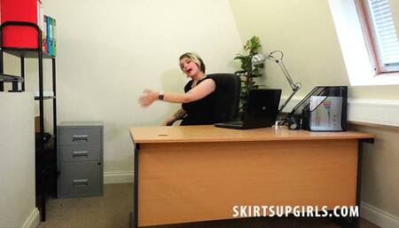 SU1370 Baby Dolliiy - MP4 1080