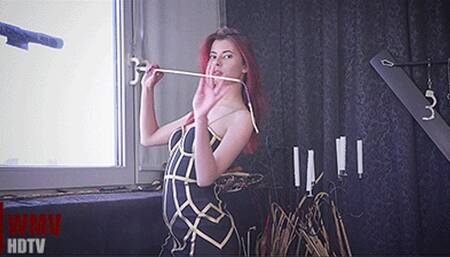 The Elegant Lady (HDTVWMV) – Carrie M