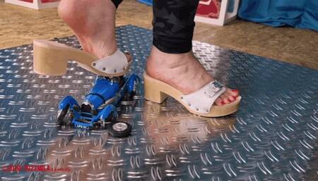 Mila - Merciless disposal - Scholl