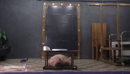 Mistress Nomi pees mp4