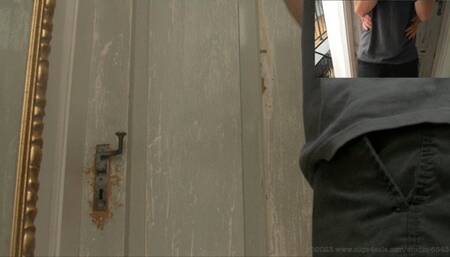 Handjob in front of a mirror (2018) (MP4)