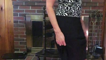 BLACK SPIKE HEELS AND TIPPY TOES