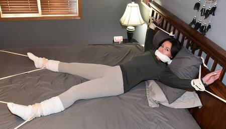 Jayme Stretched - MP4