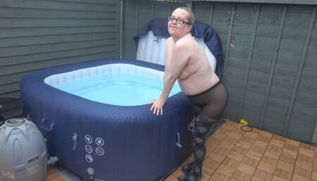 Striped pantyhose in the hot tub