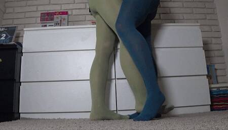 leg flirting in green pantyhose b