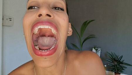 Mouth fetish and spit play