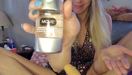 Jerking a dildo with airplane goggles