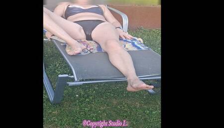 Girl in Latex Bikini visits public bath P2