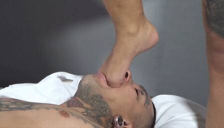 I LOVE TO FUCK YOUR MOUTH WITH MY FEET