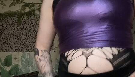 You Love Seeing Me Stretch Myself For You