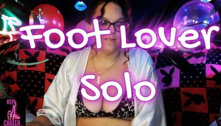 Foot Lover Solo Dildo Fuck with Kepi Carter