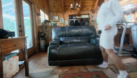 babysitter gives more than foot show